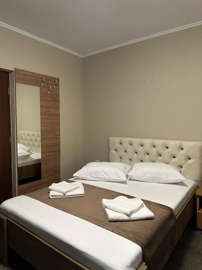 Hotel Freedom&Relax Buzău Exteriér fotografie