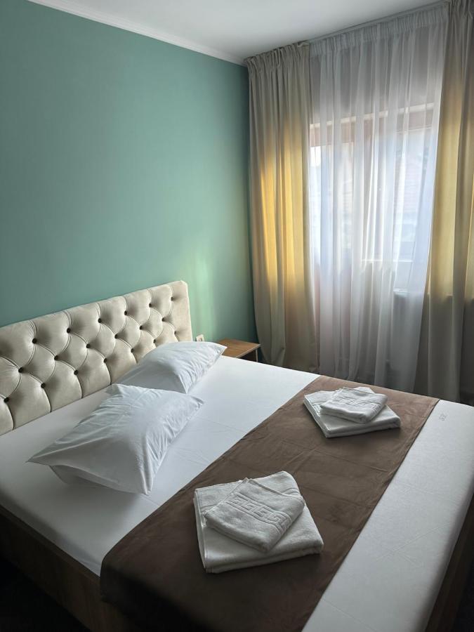Hotel Freedom&Relax Buzău Exteriér fotografie