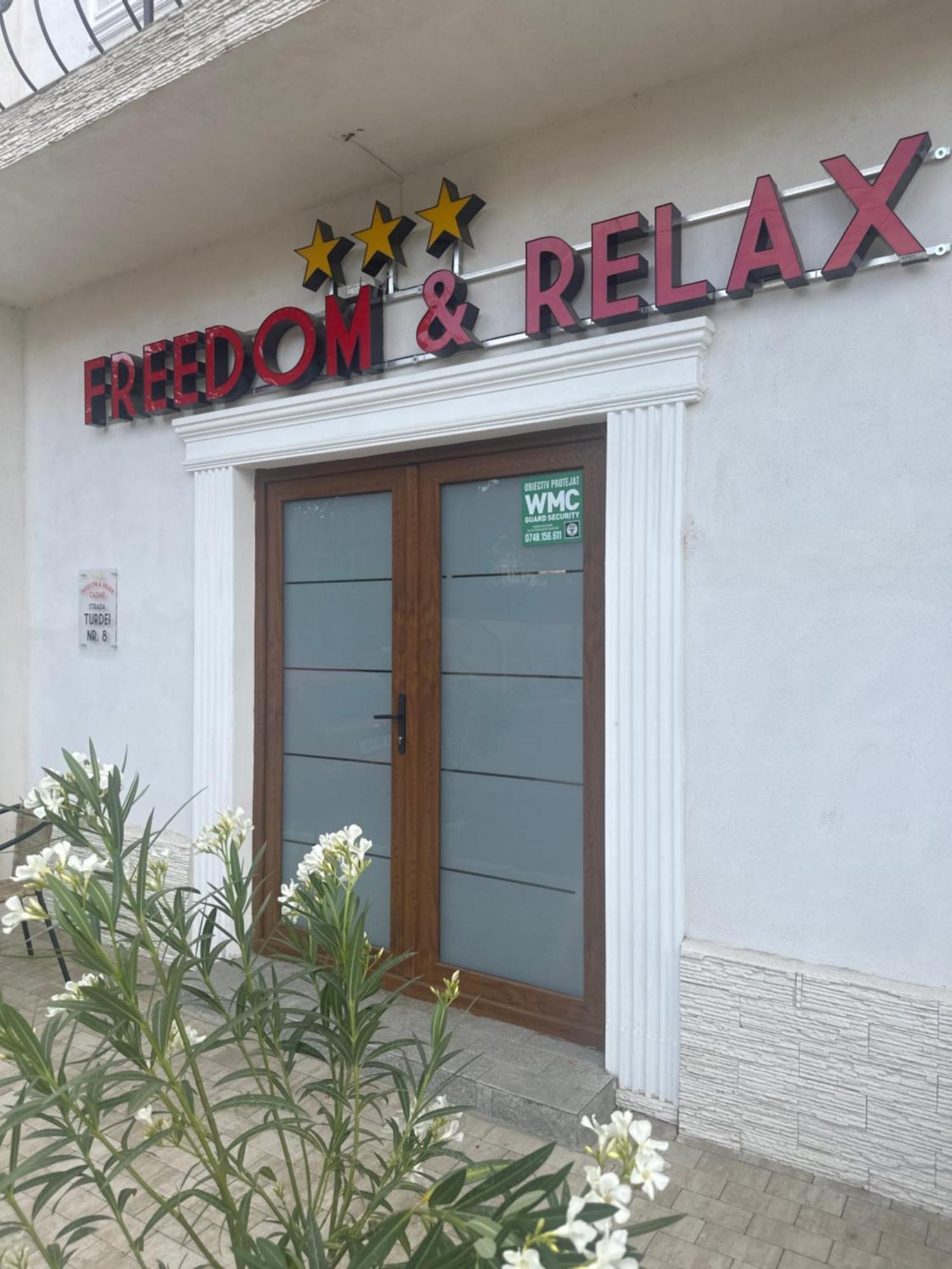 Hotel Freedom&Relax Buzău Exteriér fotografie